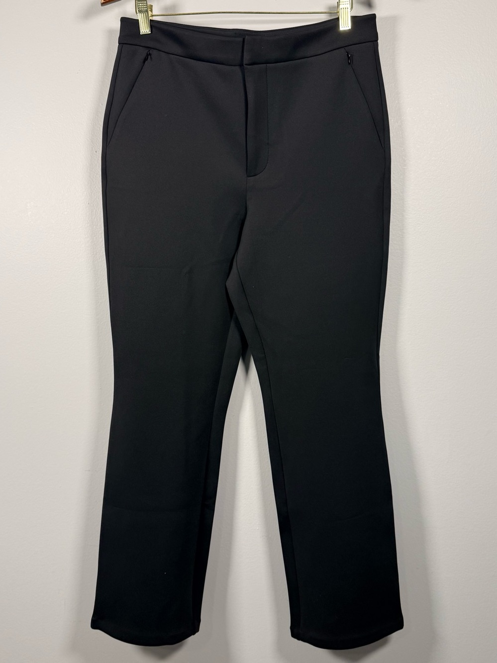 Good American Women’s Black
Sculpting Cropped Straight Trousers Sz 10 Stretch